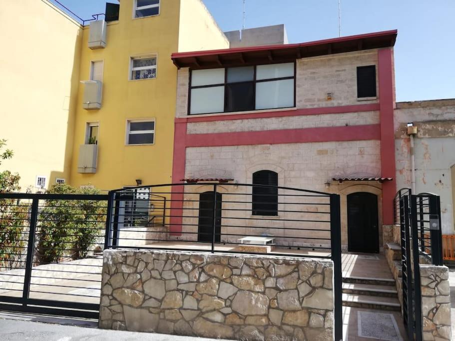 La Dimora Dell'Artigiano Apartment Bari Luaran gambar